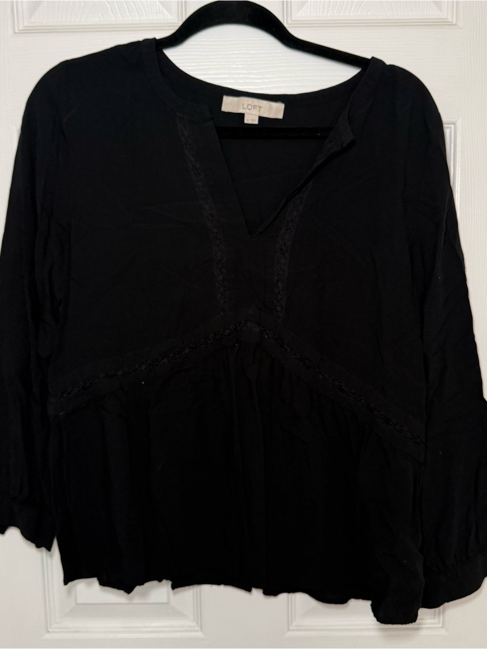 LOFT Black V-Neck Lace-Trim Tunic Top